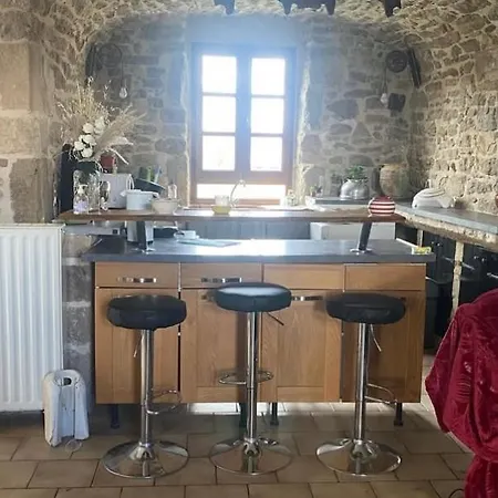 La Maison D Aurelie 12 * Bournazel